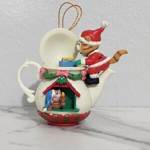 3/$25 1985 Lustre Frame Ltd Teapot Christmas Ornament